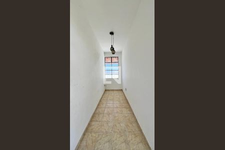 Casa à venda com 263m², 4 quartos e 6 vagasCorredor