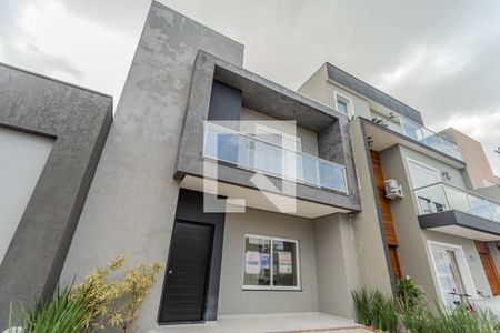 Casa de condomínio à venda com 144m², 3 quartos e 2 vagas Casa de condomínio à venda com 144m², 3 quartos e 2 vagasFachada