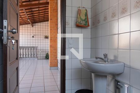 Casa à venda com 375m², 3 quartos e 4 vagasBanheiro