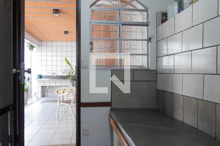 Casa à venda com 375m², 3 quartos e 4 vagasQuarto de Serviço