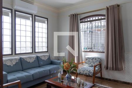 Casa à venda com 375m², 3 quartos e 4 vagasQuarto 2