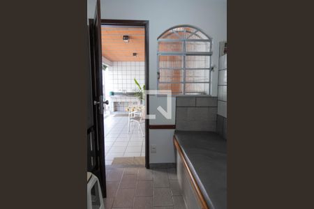 Casa à venda com 375m², 3 quartos e 4 vagasQuarto de Serviço