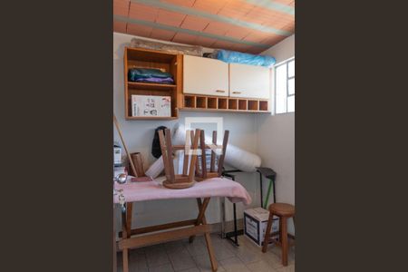 Casa à venda com 375m², 3 quartos e 4 vagasQuarto de Serviço