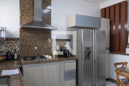 Casa à venda com 375m², 3 quartos e 4 vagasCozinha