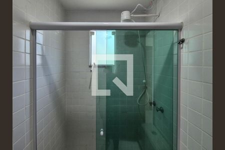 Casa de condomínio para alugar com 220m², 4 quartos e 4 vagasBanheiro da Suíte 4