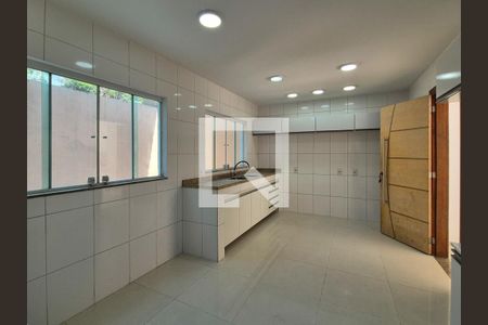 Casa de condomínio para alugar com 220m², 4 quartos e 4 vagasCozinha