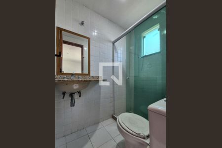 Casa de condomínio para alugar com 220m², 4 quartos e 4 vagasBanheiro da Suíte 4