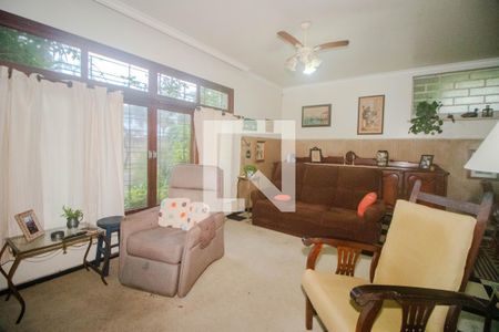 Sala Íntima de casa à venda com 5 quartos, 411m² em Jardim Lindóia, Porto Alegre