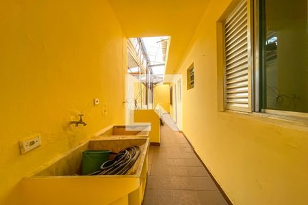 Casa à venda com 320m², 3 quartos e 2 vagas Casa à venda com 320m², 3 quartos e 2 vagasÁrea de Serviço Casa 2