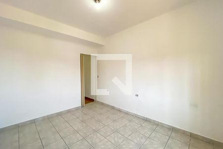 Casa à venda com 320m², 3 quartos e 2 vagas Casa à venda com 320m², 3 quartos e 2 vagasQuarto 2 Casa 2