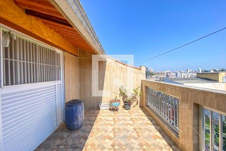Casa à venda com 320m², 3 quartos e 2 vagas Casa à venda com 320m², 3 quartos e 2 vagasVaranda do Quarto 1