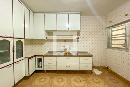 Casa à venda com 320m², 3 quartos e 2 vagas Casa à venda com 320m², 3 quartos e 2 vagasCozinha