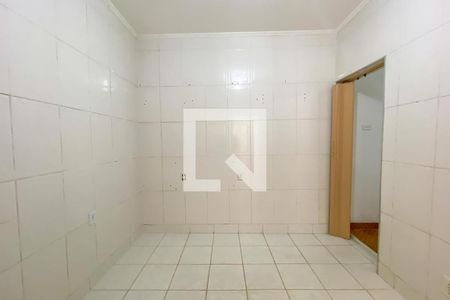 Casa à venda com 320m², 3 quartos e 2 vagas Casa à venda com 320m², 3 quartos e 2 vagasCozinha Edícula