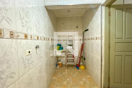 Casa à venda com 320m², 3 quartos e 2 vagas Casa à venda com 320m², 3 quartos e 2 vagasÁrea de Serviço