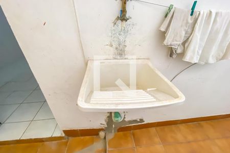 Casa à venda com 320m², 3 quartos e 2 vagas Casa à venda com 320m², 3 quartos e 2 vagasÁrea de Serviço Edícula