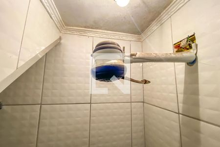 Casa à venda com 320m², 3 quartos e 2 vagas Casa à venda com 320m², 3 quartos e 2 vagasBanheiro de Serviço