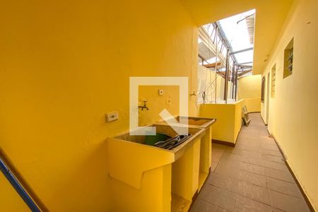 Casa à venda com 320m², 3 quartos e 2 vagas Casa à venda com 320m², 3 quartos e 2 vagasÁrea de Serviço Casa 2