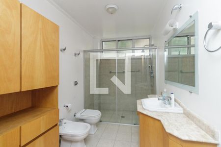 Apartamento à venda com 216m², 3 quartos e 2 vagasBanheiro 1 - Suíte