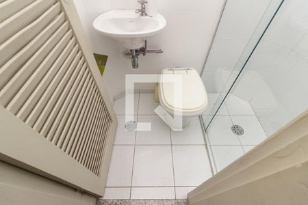 Apartamento à venda com 216m², 3 quartos e 2 vagasBanheiro de Serviço