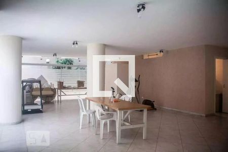 Apartamento à venda com 216m², 3 quartos e 2 vagasÁrea comum - Salão de festas