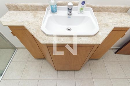 Apartamento à venda com 216m², 3 quartos e 2 vagasBanheiro 1 - Suíte