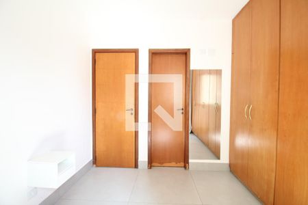 Quarto 1 de apartamento para alugar com 3 quartos, 78m² em Vila Suzana, São Paulo