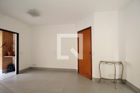 Sala de apartamento para alugar com 3 quartos, 78m² em Vila Suzana, São Paulo
