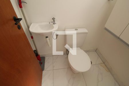 Apartamento para alugar com 78m², 3 quartos e 2 vagasBanheiro de Serviço