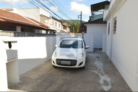 Casa à venda com 45m², 2 quartos e 1 vaga Casa à venda com 45m², 2 quartos e 1 vagaGaragem