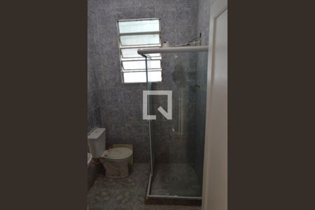 Casa à venda com 45m², 2 quartos e 1 vaga Casa à venda com 45m², 2 quartos e 1 vagaBanheiro