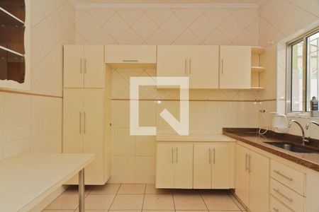 Casa à venda com 100m², 2 quartos e 2 vagas Casa à venda com 100m², 2 quartos e 2 vagasCozinha