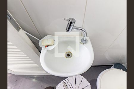 Apartamento à venda com 184m², 2 quartos e 2 vagasBanheiro de serviço