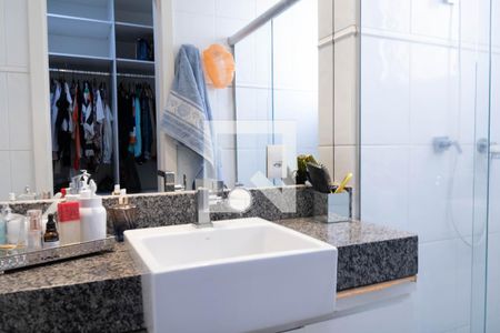 Apartamento à venda com 147m², 4 quartos e 2 vagas Apartamento à venda com 147m², 4 quartos e 2 vagasQuarto 1