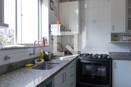 Apartamento à venda com 147m², 4 quartos e 2 vagas Apartamento à venda com 147m², 4 quartos e 2 vagasCozinha