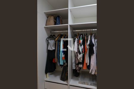 Apartamento à venda com 147m², 4 quartos e 2 vagas Apartamento à venda com 147m², 4 quartos e 2 vagasQuarto 1