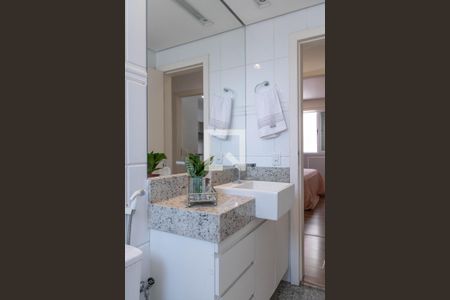 Apartamento à venda com 147m², 4 quartos e 2 vagas Apartamento à venda com 147m², 4 quartos e 2 vagasBanheiro
