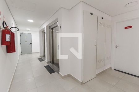 Apartamento para alugar com 31m², 2 quartos e sem vagaHall