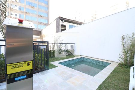 Apartamento para alugar com 27m², 1 quarto e sem vagaÁrea comum - Piscina infantil
