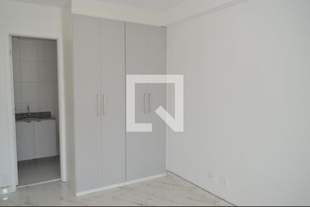 Quarto de kitnet/studio para alugar com 1 quarto, 36m² em Vila Firmiano Pinto, São Paulo