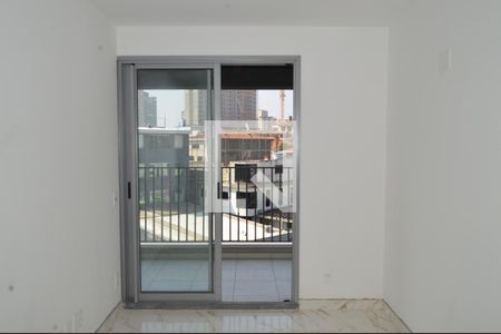 Sala de kitnet/studio para alugar com 1 quarto, 36m² em Vila Firmiano Pinto, São Paulo