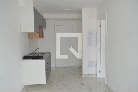 Sala de kitnet/studio para alugar com 1 quarto, 36m² em Vila Firmiano Pinto, São Paulo