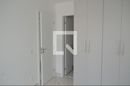Quarto de kitnet/studio para alugar com 1 quarto, 36m² em Vila Firmiano Pinto, São Paulo