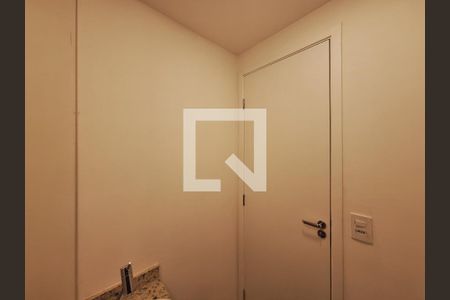 Apartamento à venda com 93m², 3 quartos e 2 vagas Apartamento à venda com 93m², 3 quartos e 2 vagasLavabo