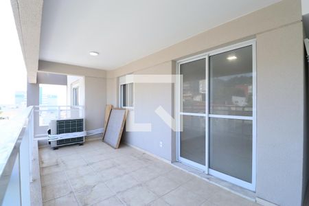 Varanda de apartamento à venda com 3 quartos, 93m² em Vila Ipojuca, São Paulo