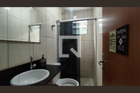 Casa à venda com 70m², 2 quartos e 2 vagasBanheiro 