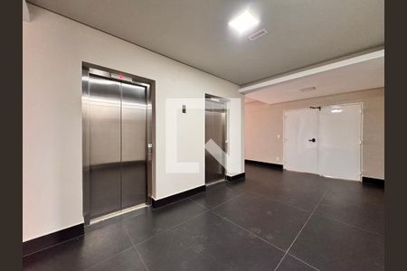 Apartamento para alugar com 64m², 1 quarto e 1 vaga Apartamento para alugar com 64m², 1 quarto e 1 vagaHall social
