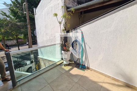 Casa à venda com 200m², 3 quartos e 2 vagasEntrada