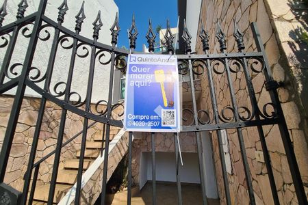 Casa à venda com 200m², 3 quartos e 2 vagasplaquinha