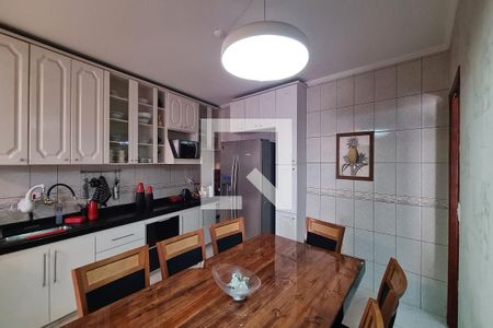 Casa à venda com 200m², 3 quartos e 2 vagasCozinha