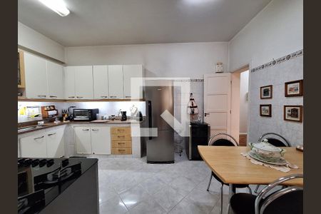 Apartamento à venda com 155m², 4 quartos e 1 vagaCozinha 